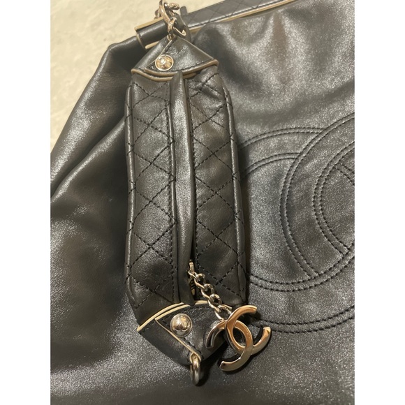 SALE!!! ๐๐๐Chanel Hobo large CC stitched with pouch Bag - Picture 5 of 16